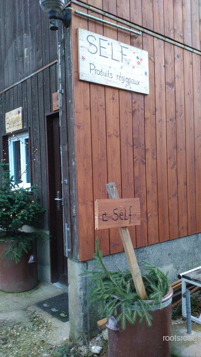 Des magasins en self service en toute confiance chez les paysans suisses